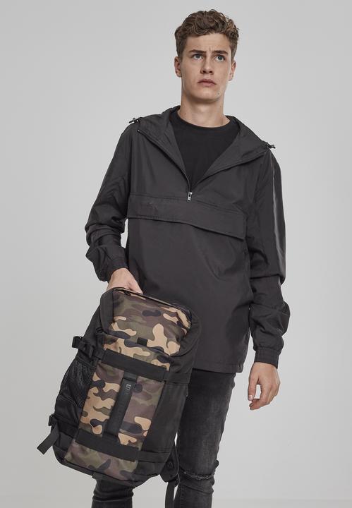 Actual product image Urban Classics Basic Pull Over Jacket (XS)