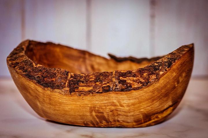 Vivi Soaps Rustic soap dish made from olive wood