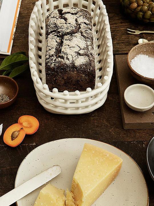 Actual product image Ferm Living Ceramic Basket (1 x, 30 x 15 x 8.5 cm)