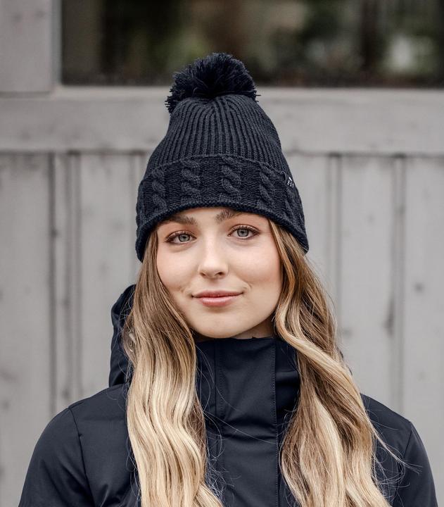 Actual product image ELT Ophelia Knitted Hat (One size)