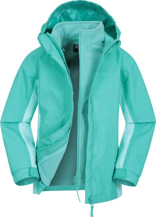 Light aquamarine