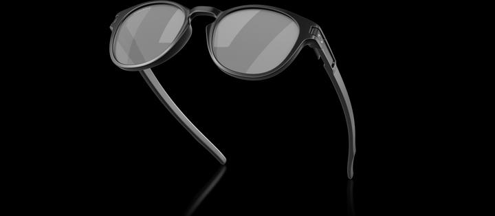 Actual product image Oakley Latch