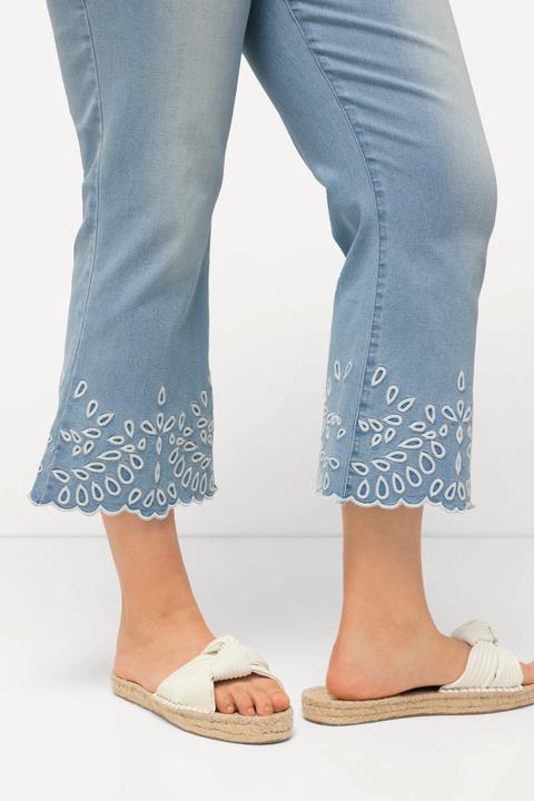 Produktbild Ulla Popken 7/8-Jeans Marie, Stickerei, Schlaghose, ausgestellt (46)