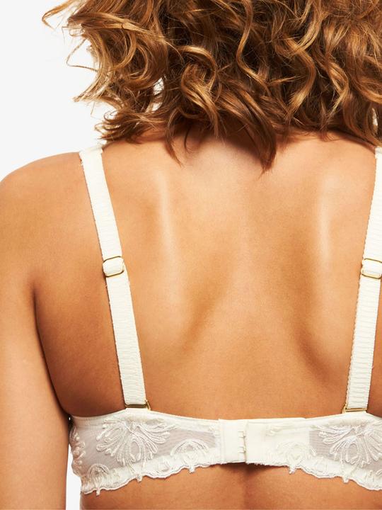 Actual product image Chantelle Cup bra "Champs Elysées (75 C)