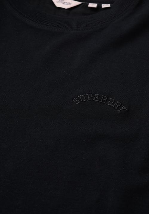 Produktbild Superdry Essential T-Shirt mit Logostickerei (10)