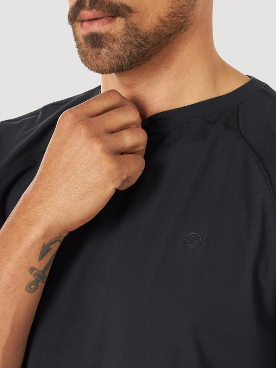Actual product image Wrangler All Terrain Gear Short Sleeve Performance Tee (S)