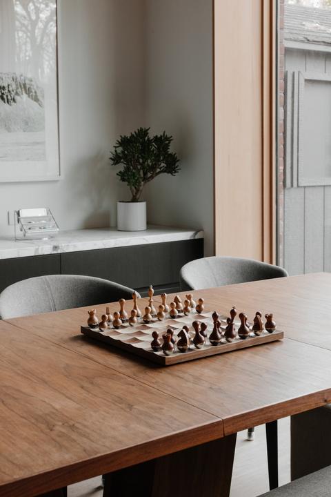 Produktbild Umbra Wobble Chess Set
