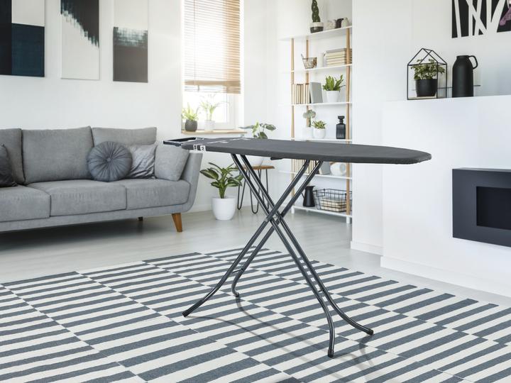 Actual product image Leifheit Classic M black (120 x 38 cm)