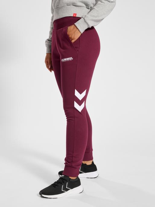 Actual product image hummel Legacy Woman Tapered Pants (L)