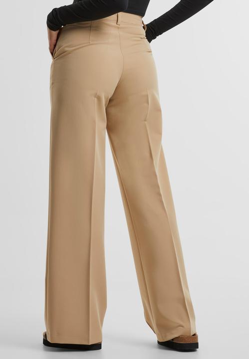 Actual product image Urban Classics Ladies Wide Pleated Pants - 139273 (31)