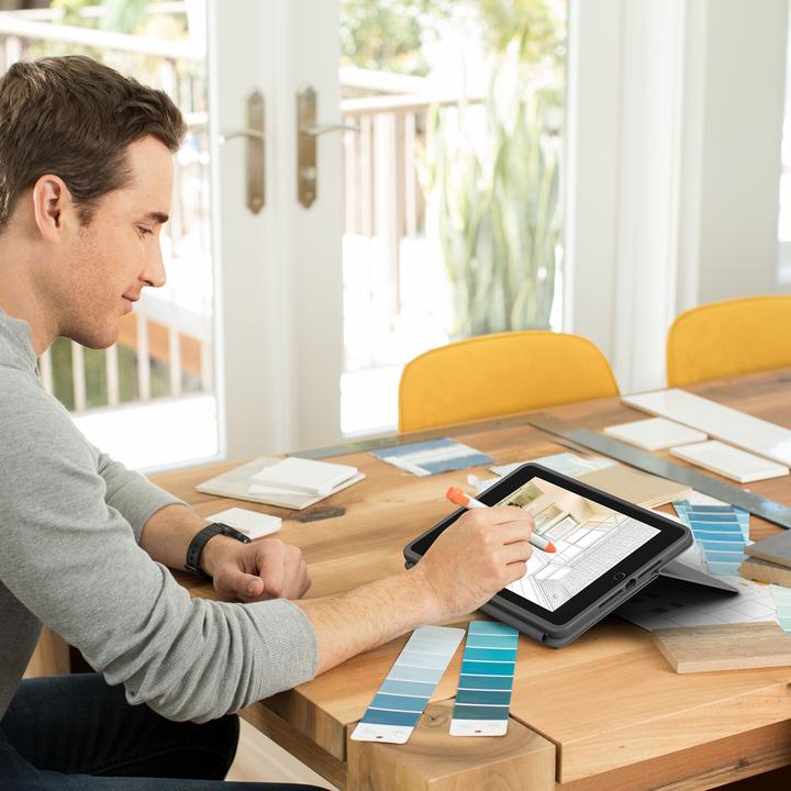 Actual product image Logitech rugged folio (CH, iPad 2019 (7th gene), iPad 2020 (8. Gen), iPad 2021 (9th Gen))