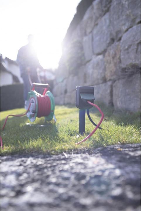 Produktbild Brennenstuhl Connect WIFI Gartensteckdose mit Erdspiess und Montageplatte IP44 2-fach 10m H07RN-F3G1,5 (2 x, CEE 7/3, 10 m)
