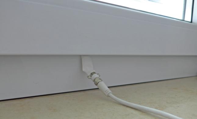 Produktbild Schwaiger Fensterdurchführung für Koaxialkabel (Fensterdurchführung)