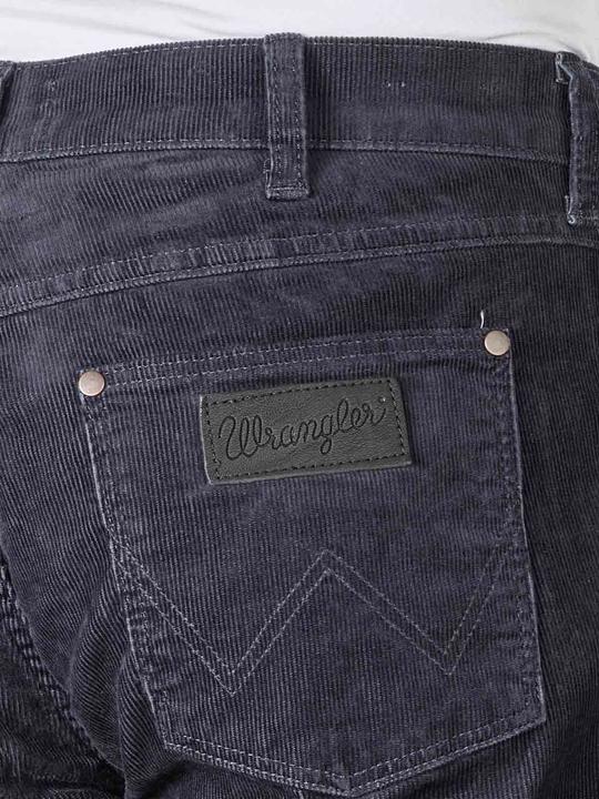 Actual product image Wrangler Greensboro (New Arizona) Cord Pant Straight Fit Par (W31/L32)