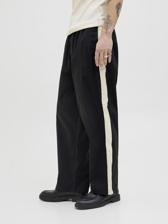 Actual product image Jack & Jones Jpstowen Jjtechpanel Jogger Styd Aw24 Ln (M)