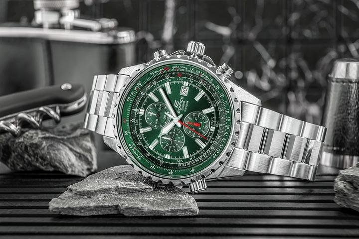 Produktbild Casio Edifice (Chronograph, 45 mm)