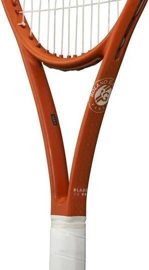 Actual product image Wilson BLADE 98 V9 (2, 305 g)