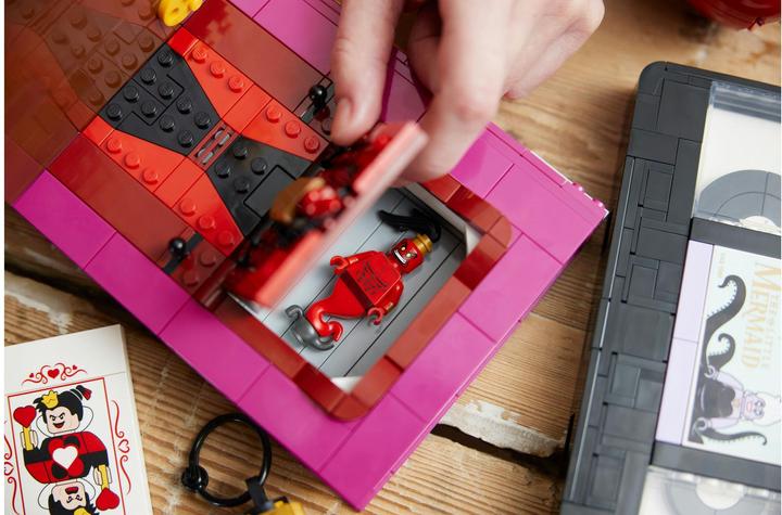 Produktbild LEGO Videokassette (43227, LEGO Disney, LEGO Seltene Sets)