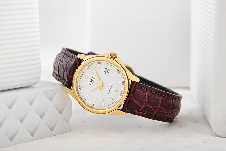 Image du produit Casio Collection - LTP-1183Q-7A (Montre analogique, 25 mm)