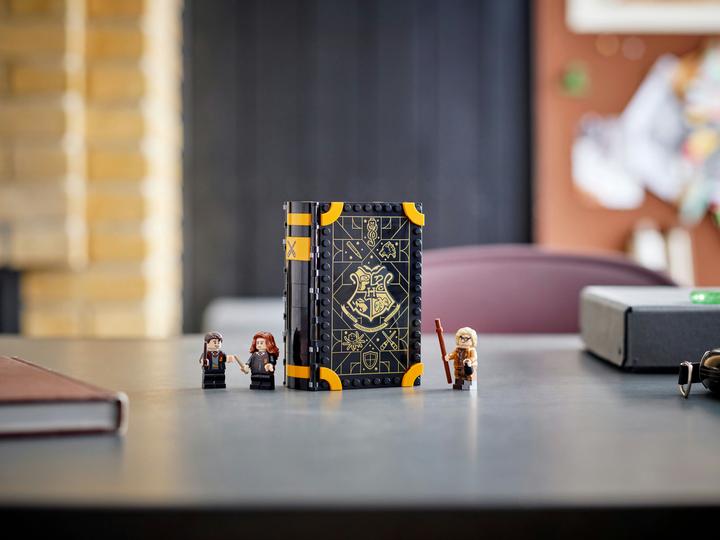 Image du produit LEGO Moment Poudlard : cours de défense (76397, LEGO Harry Potter)