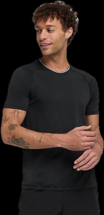 Actual product image Wilson Team Seamless Crew Men Black (XL)