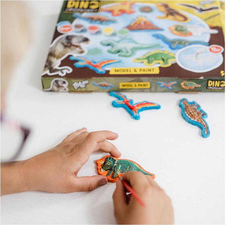 Actual product image Totum Dino Forever - Plaster Casting and Painting