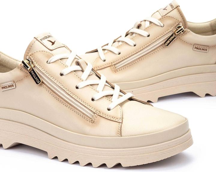Actual product image Pikolinos Vigo (42)