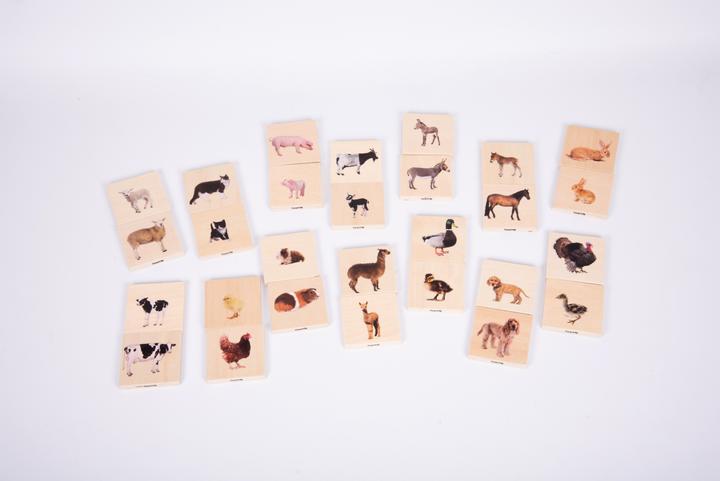 Image du produit TickiT Jeu de paires d'images d'animaux domestiques (Mémo) en bois (28 pièces) (Français, Allemand, Anglais, Italien)