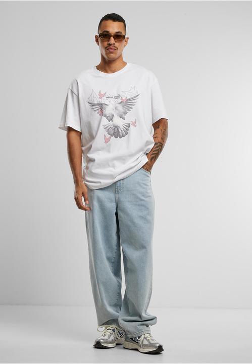 Actual product image Urban Classics Upscale Doves Oversize Tee - 172089 (L)