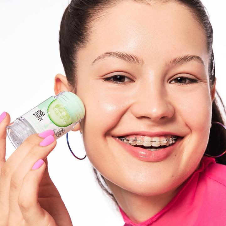 Actual product image essence Hello, Good Stuff! 48h Hydrating Serum Stick (30 ml)