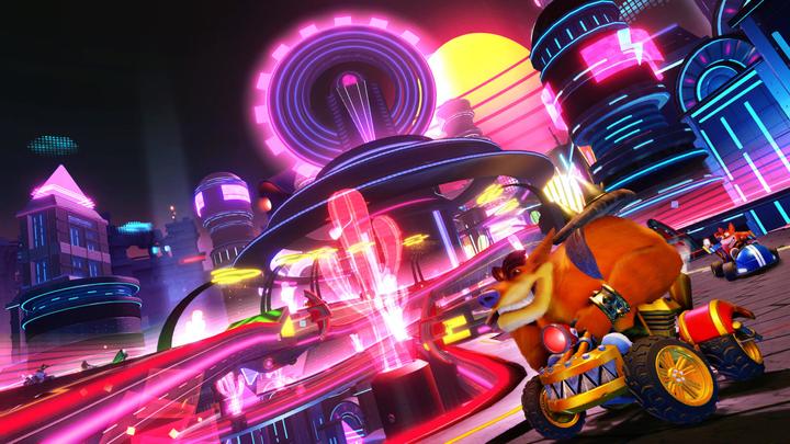 Actual product image Activision Crash Team Racing: Nitro Fueled (PS4, FR)