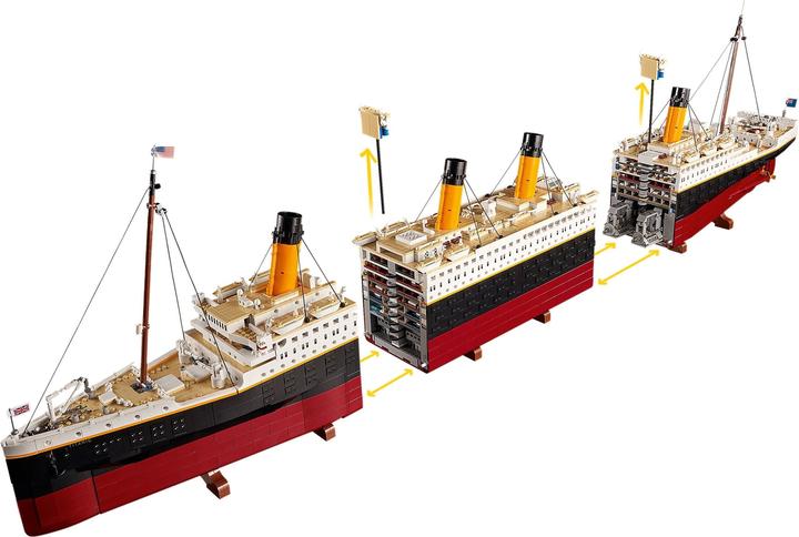 Actual product image LEGO Titanic (10294, LEGO Creator Expert, LEGO Rare Sets)