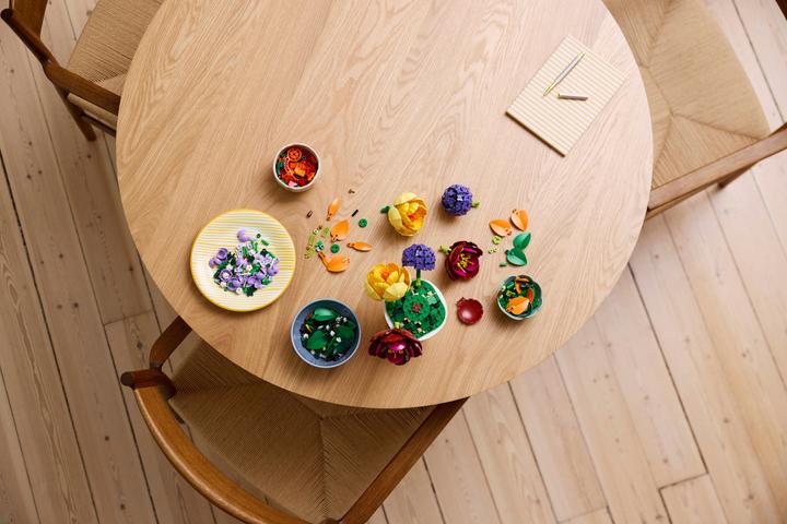 Produktbild LEGO Blumengesteck (10345, LEGO Botanical, LEGO Seltene Sets)