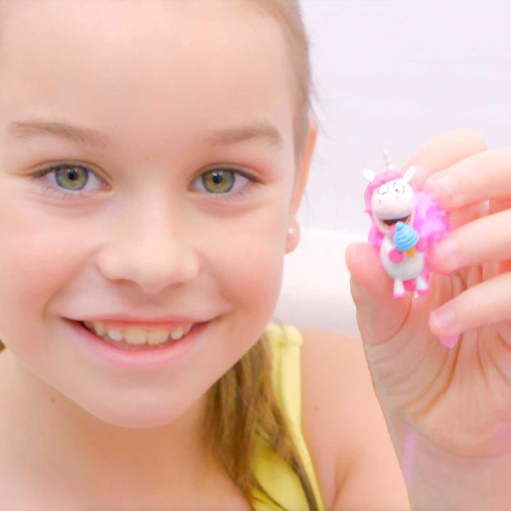 Produktbild Craze Badekugel Inkee: Mit Überraschung – Unicorn (Badekugeln)
