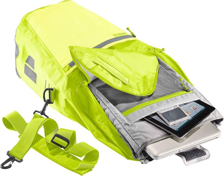 Actual product image Deuter Mainhattan 17+10 (17 l, Luggage carrier bag)
