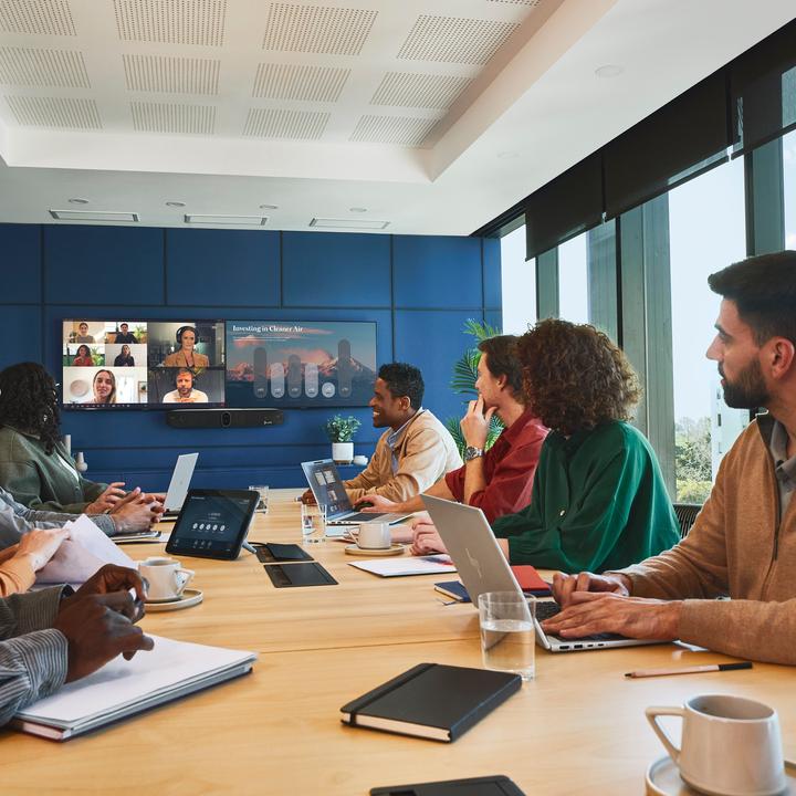 Actual product image HP Poly Studio X72 All-In-One Video Bar with TC10 Controller Kit