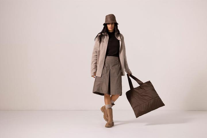 Immagine prodotto Jeanne Baret Tahiti Puffy Shopping