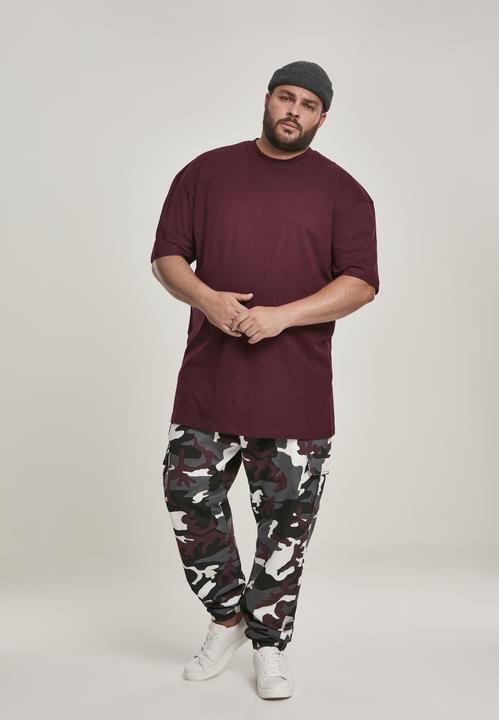 Actual product image Urban Classics Tall Tee (XXL)
