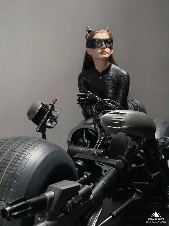 Produktbild Queen Studios The Dark Knight Rises statuette 1/3 Catwoman 108 cm