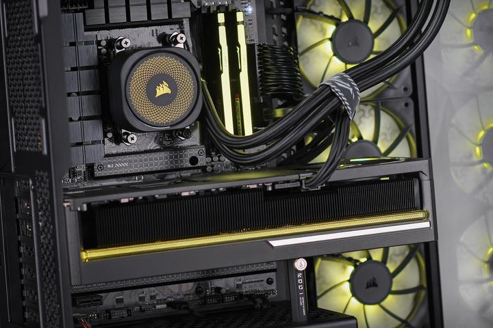 Immagine prodotto Actina 5901443413851 (AMD Ryzen 7 7800X3D, 32 GB, 250 GB, GeForce RTX 5080)
