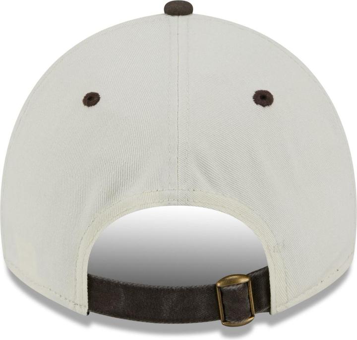Actual product image New Era 9Twenty Casual Classics Cap - San Diego Padres Beige