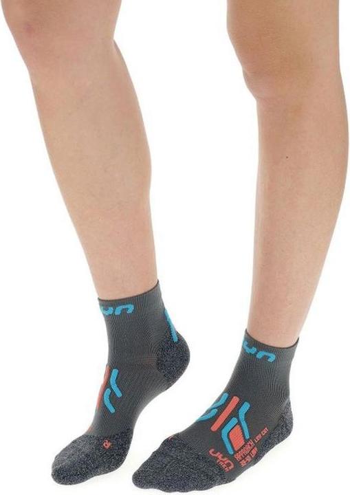 Actual product image UYN Trekking Approach Low (41 - 42)