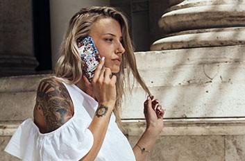 Image du produit I-Paint Étui rigide fin pour iPhone 7/8/SE - Tattoo (Apple iPhone 7)
