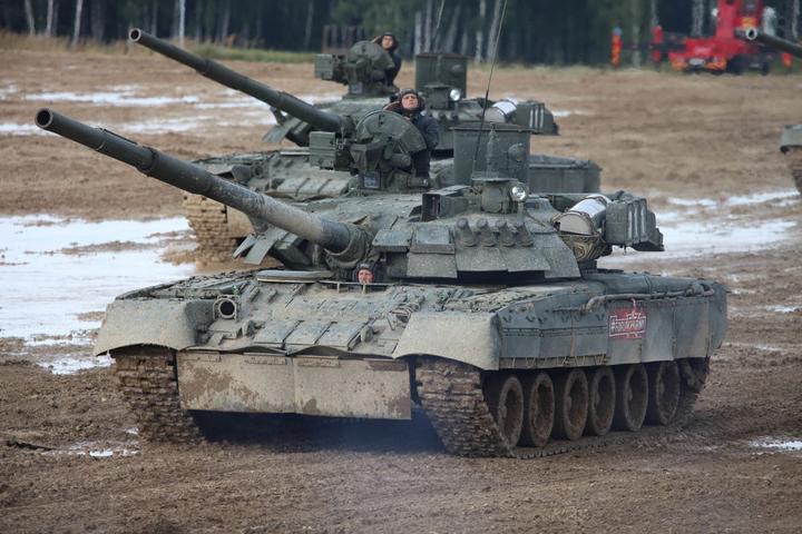 Image du produit Trumpeter Russe T-80UE-1 MBT