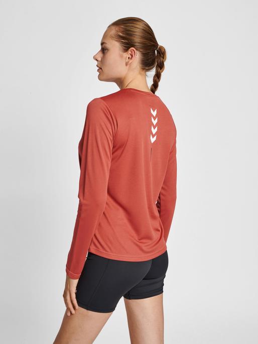 Actual product image hummel Te Tola T-Shirt L/S (L)