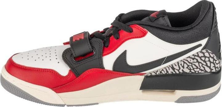 Actual product image Jordan Air Legacy Low Schuhe (45.5)