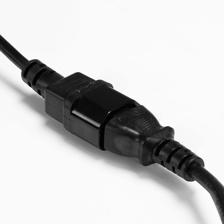 Actual product image Lindy IEC power cable C14 to IEC C13 (1 m)