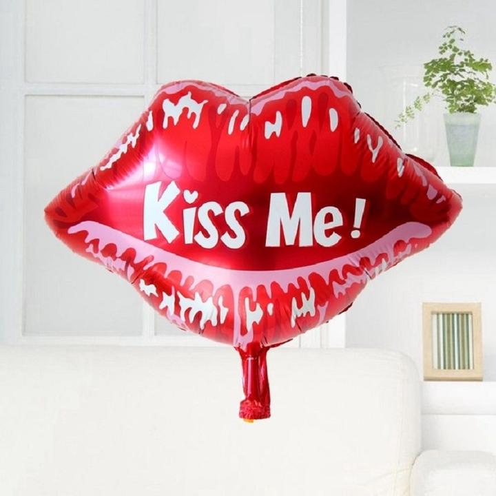 Actual product image Ueli Express Foil balloon Kiss me 45cm (1 x)