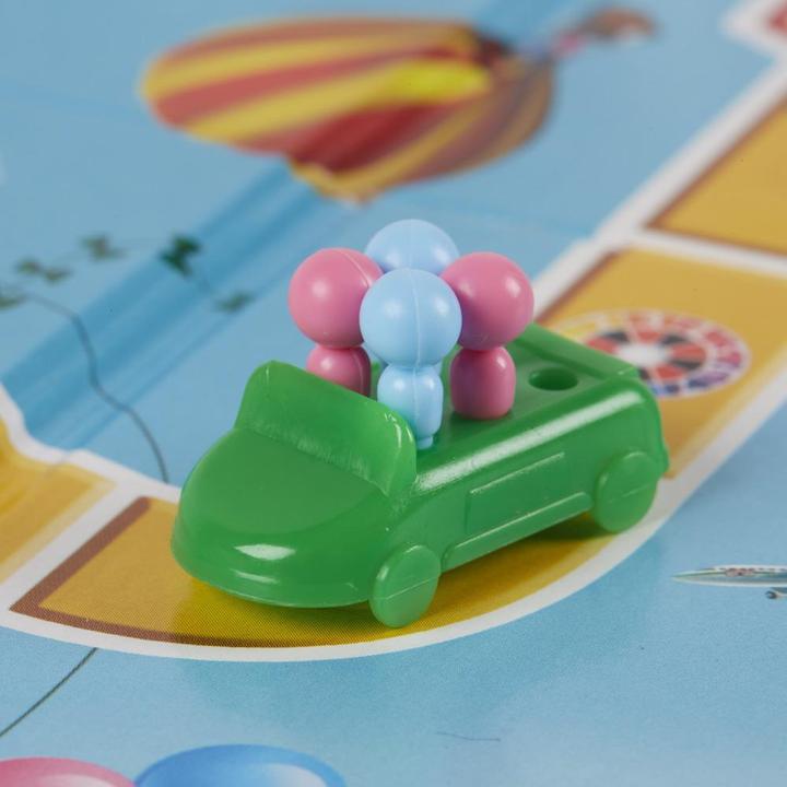 Actual product image Hasbro Le jeu de la vie (French)
