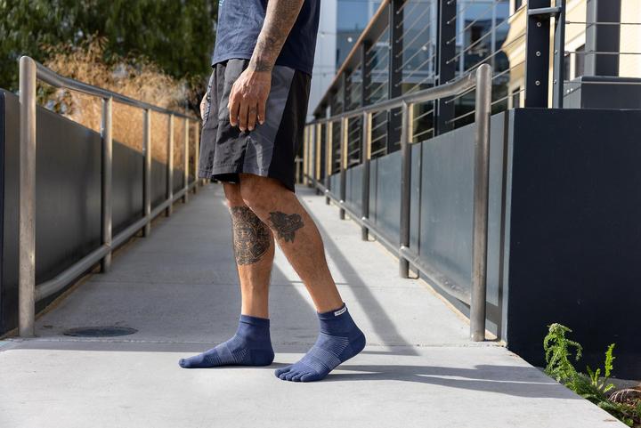 Actual product image Injinji Run Lightweight Mini-Crew (45, 46, 47)